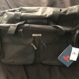 ROLLING CARRY ON BAG (DEJUNO) 21”